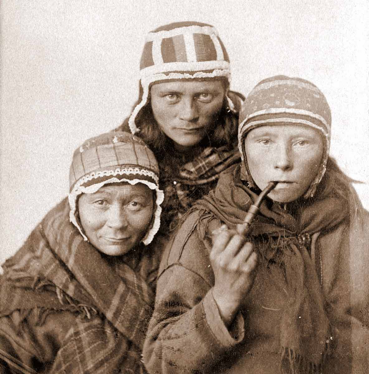sami women photo