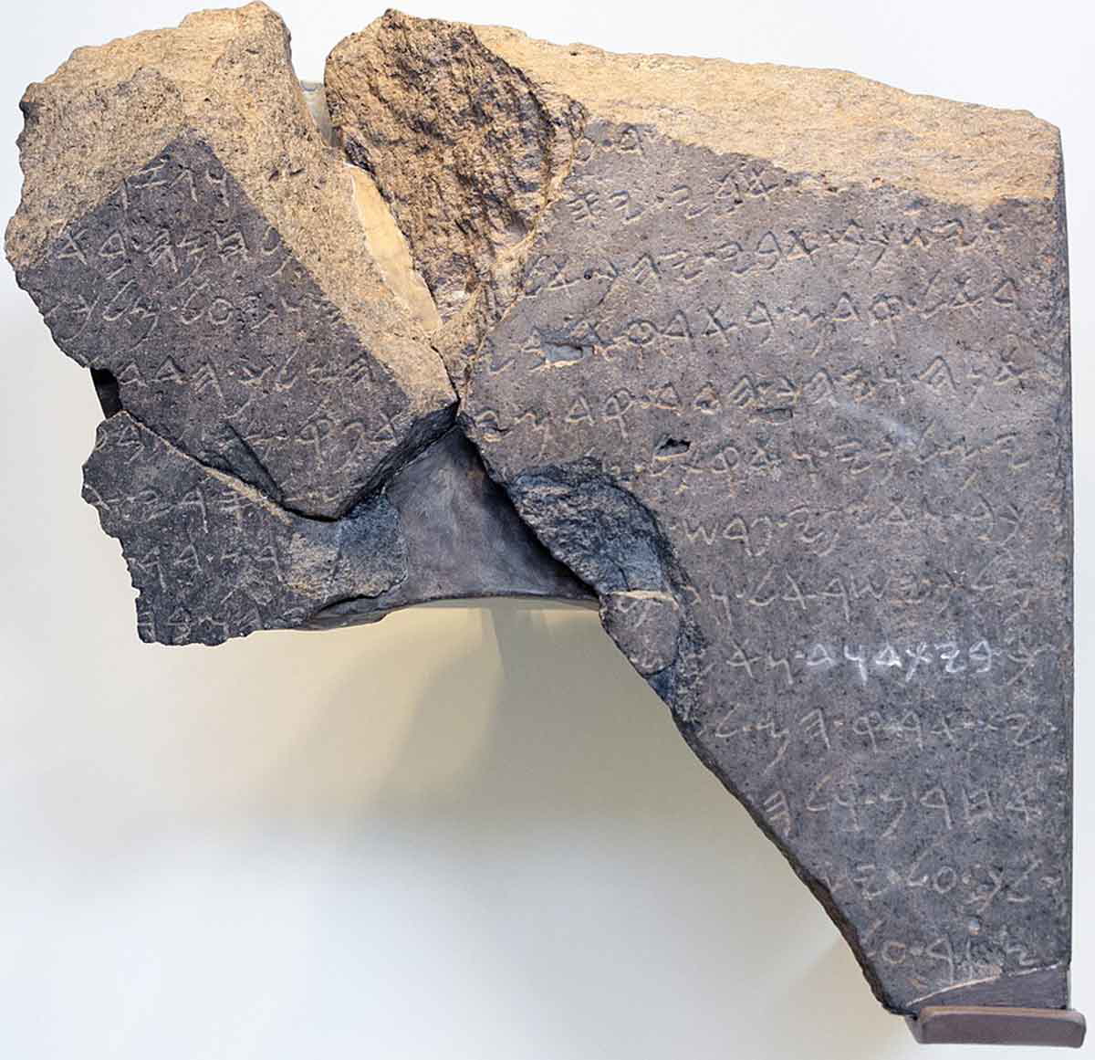 tel dan stele