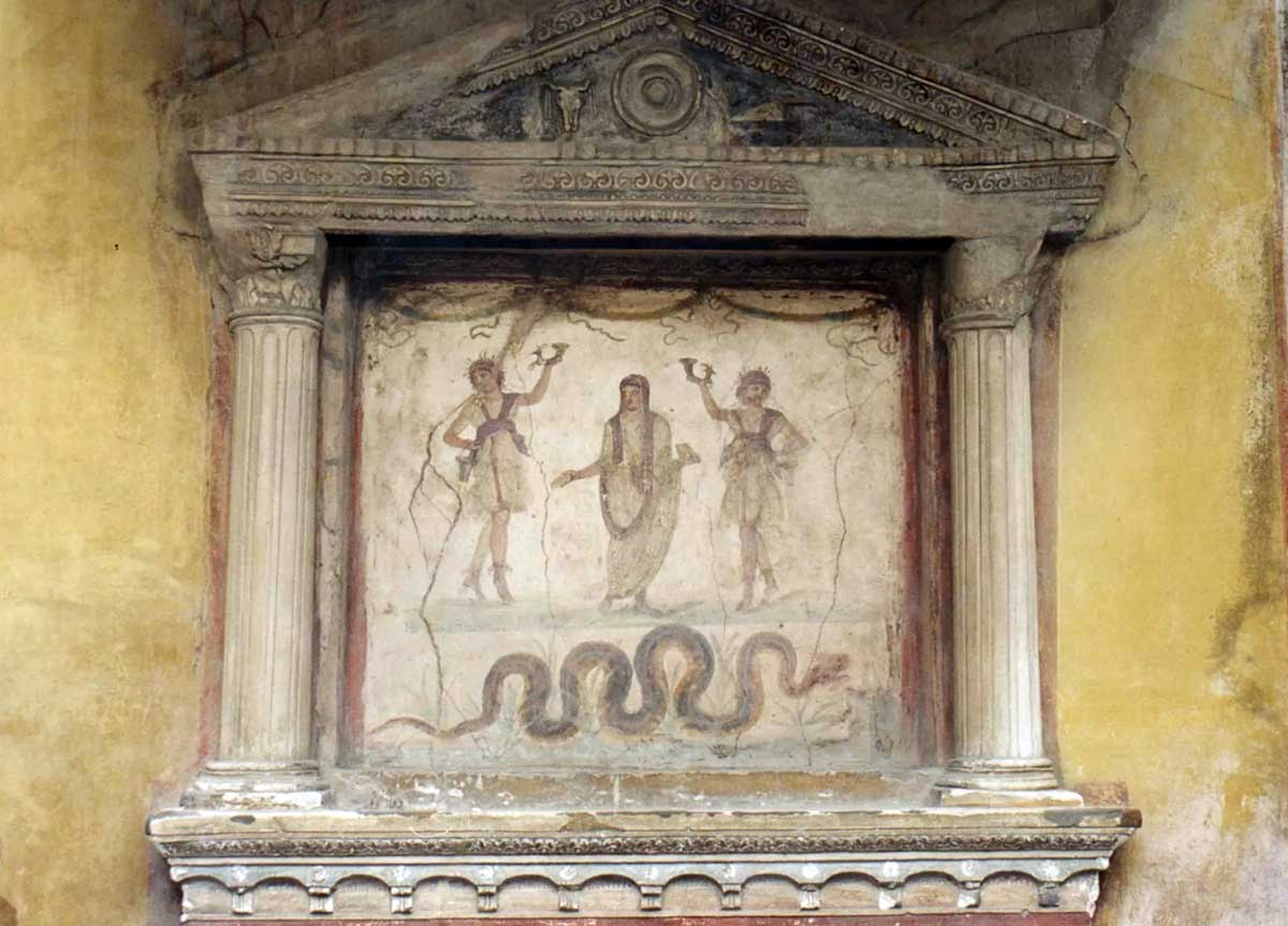 Genius Lararium Pompeii