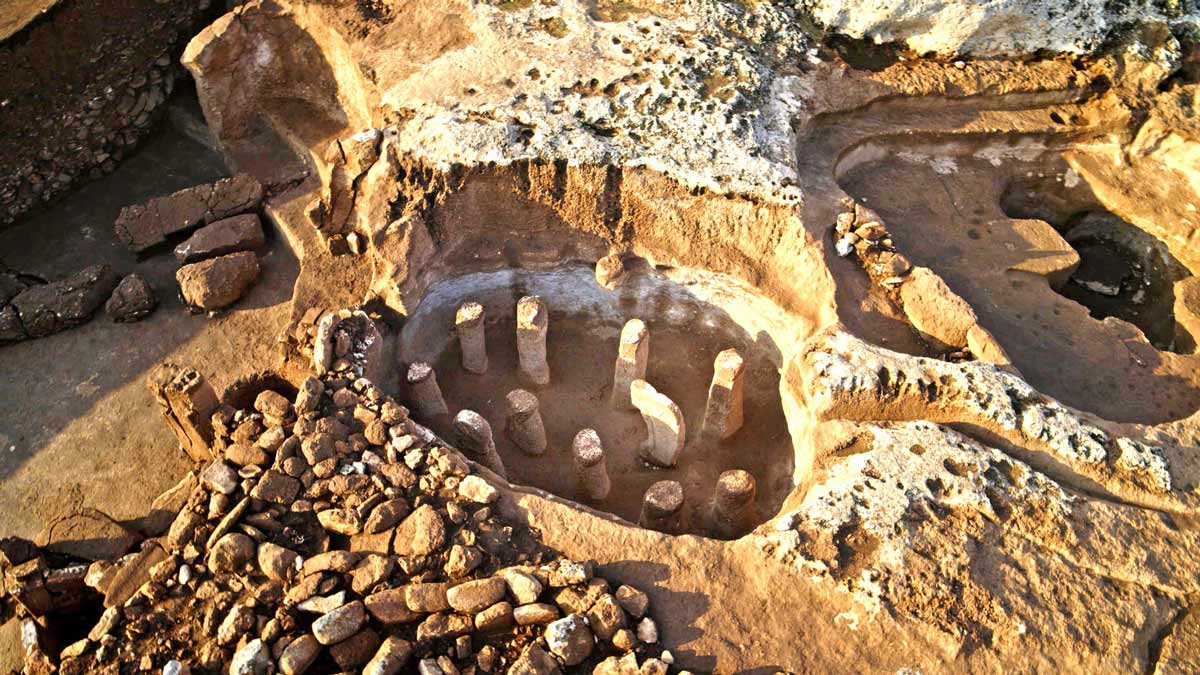 Karahantepe's T-shaped pillars