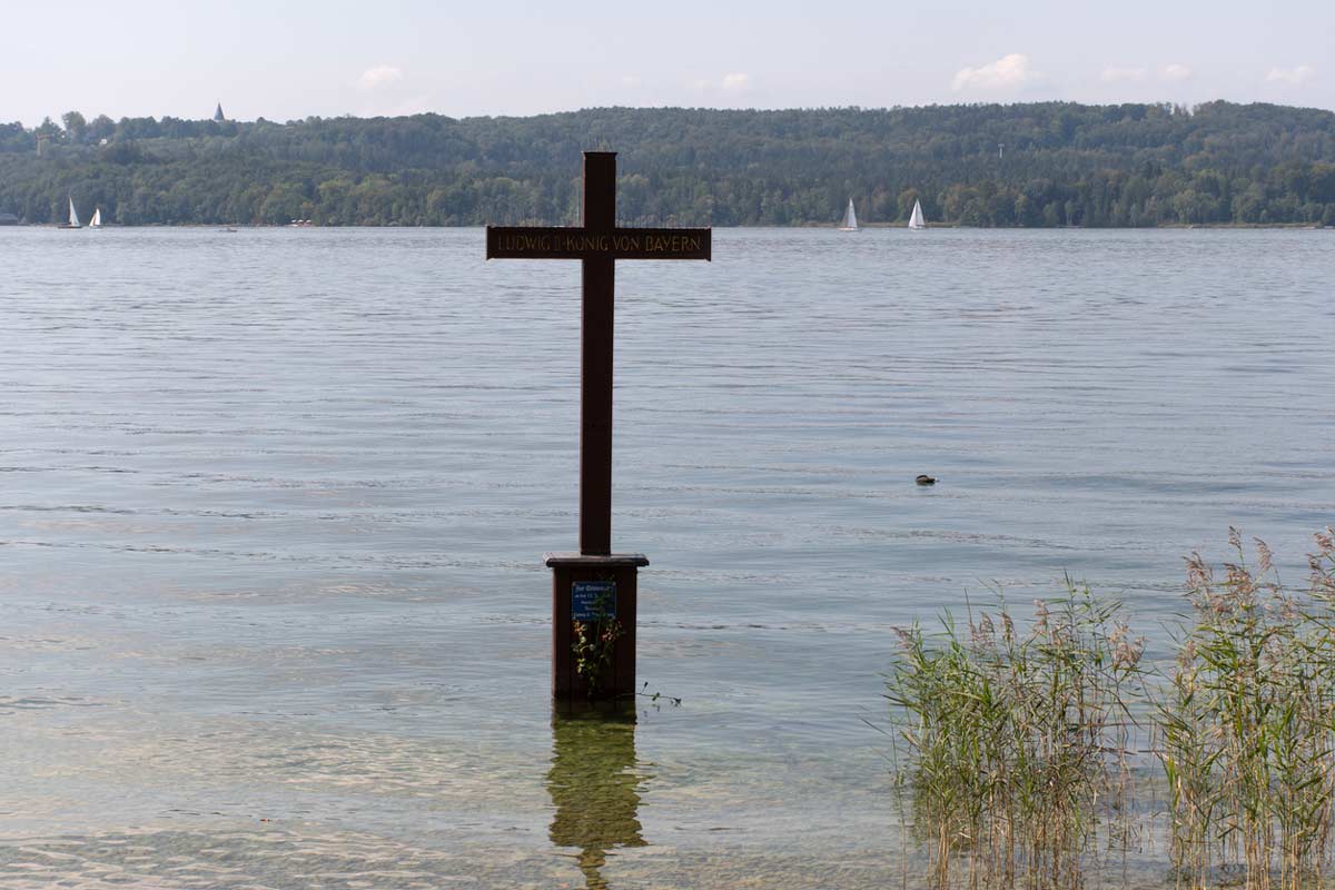 Memorial cross Lake Starnberg
