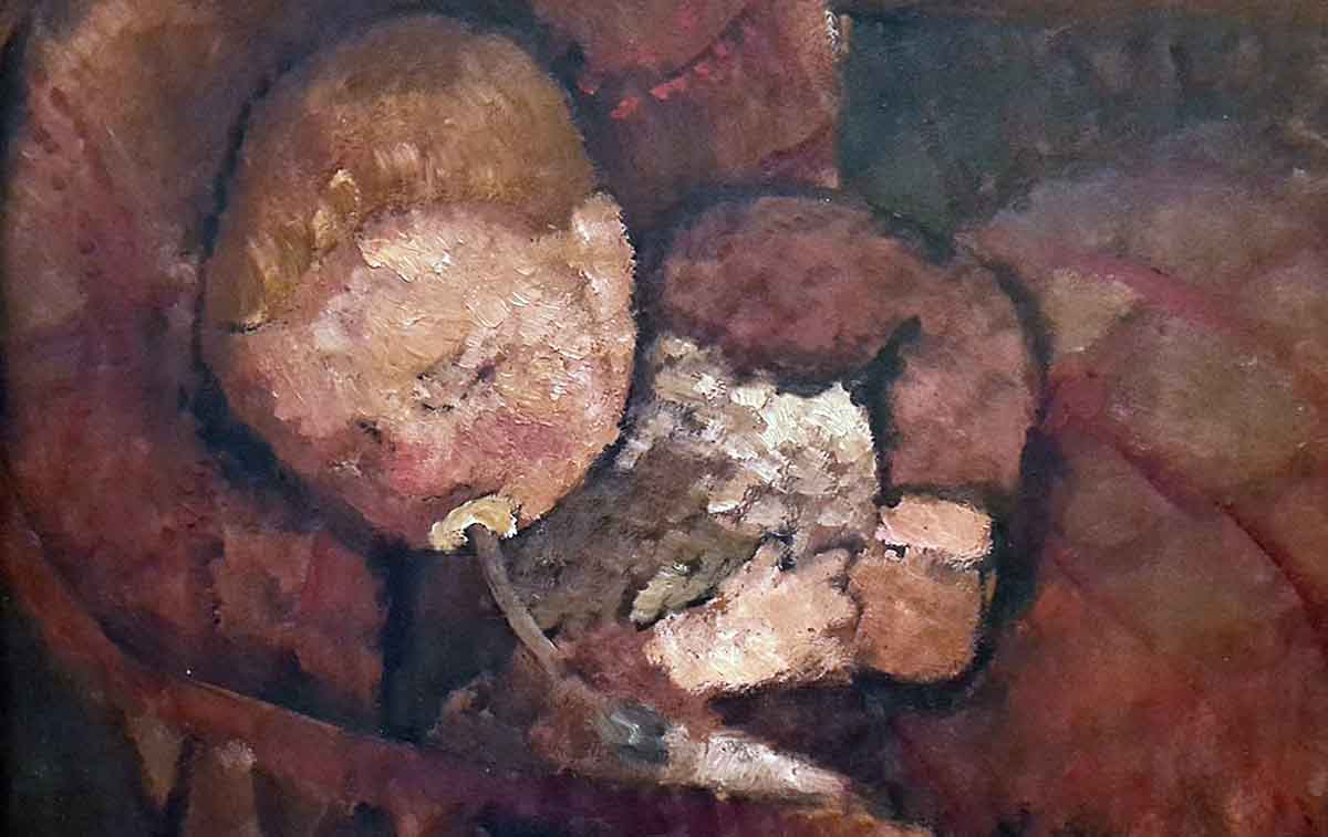 baby using feeding bottle painting