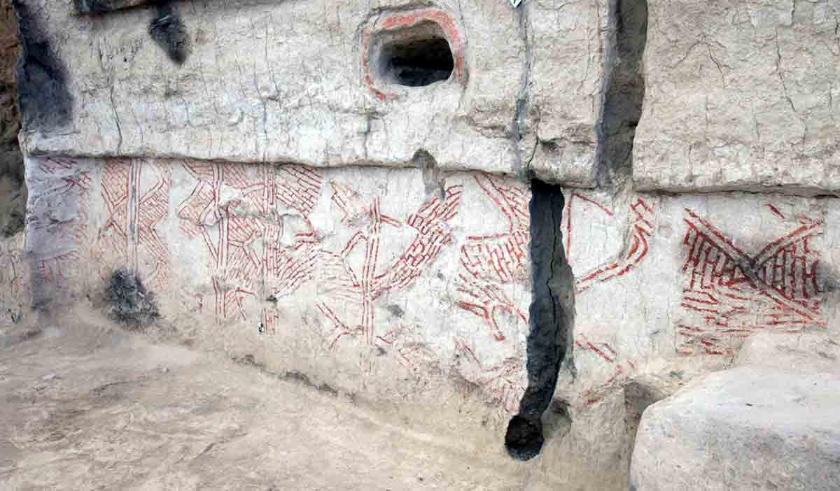 catalhoyuk wall paintings