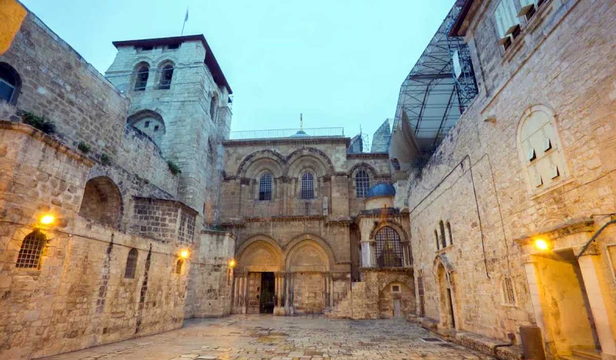 church holy sepulchre