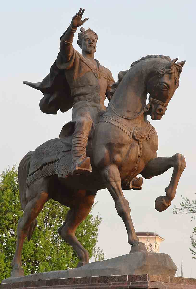 equestrian statue tamerlane