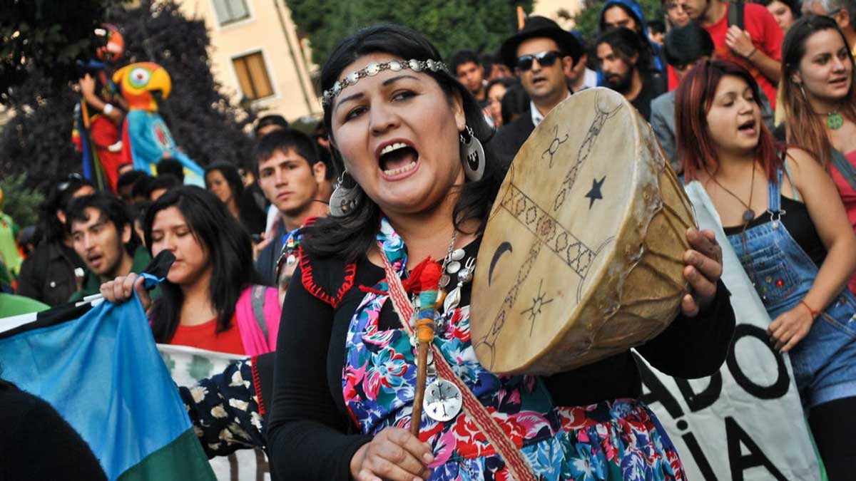 modern mapuche protesters