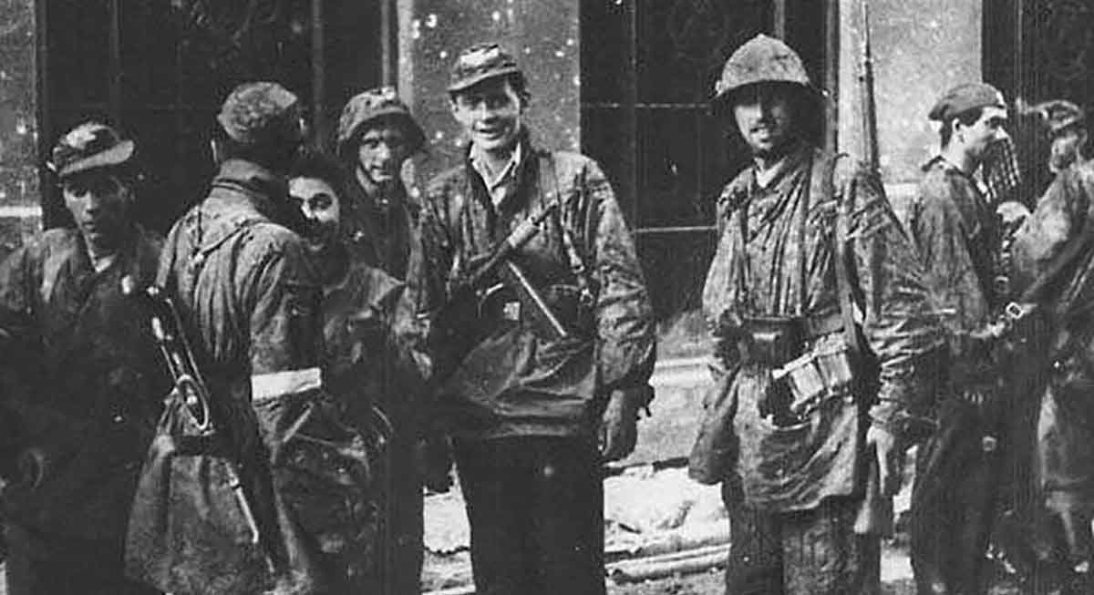 partisans in warsaw uprising 1944