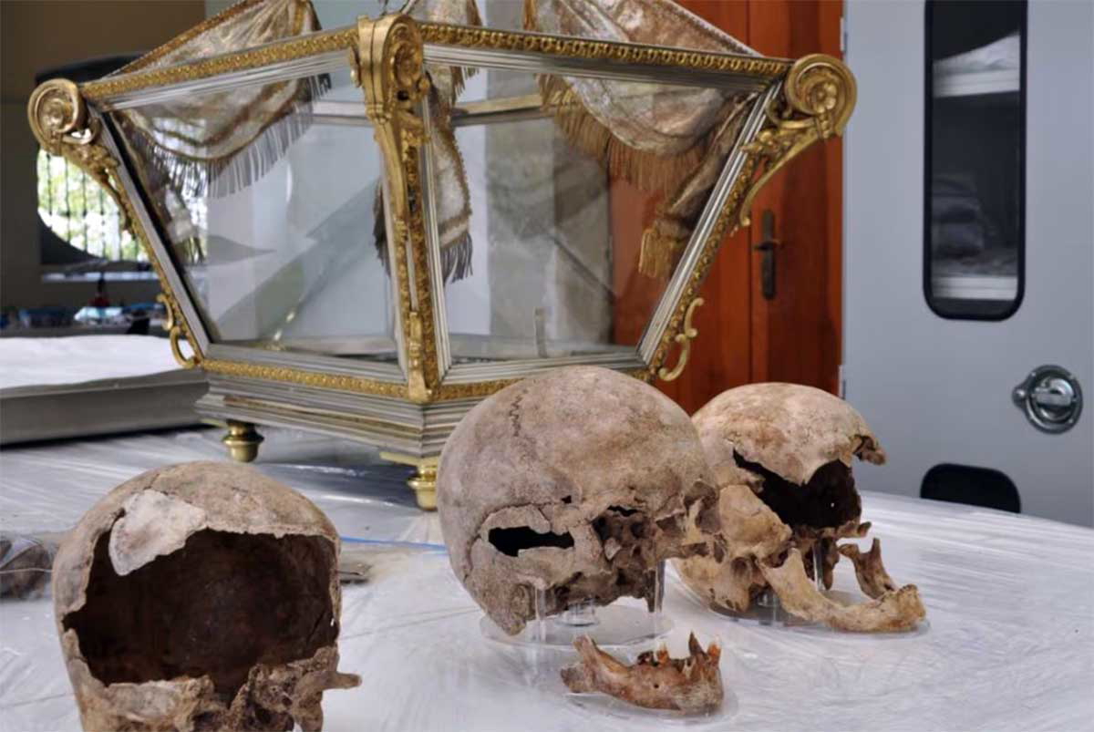 skulls mexican heroes independence