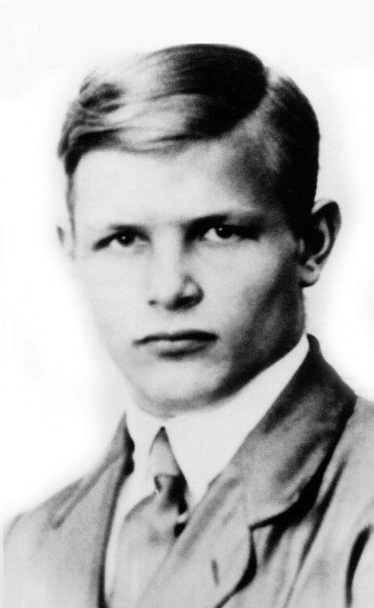 Dietrich Bonhoeffer student