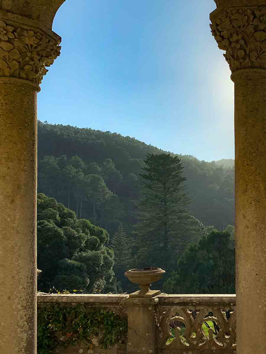 balcony view palace de montserrate sintra