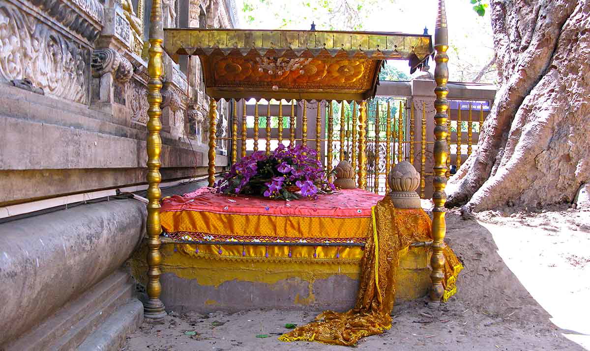 bodhi tree shrine