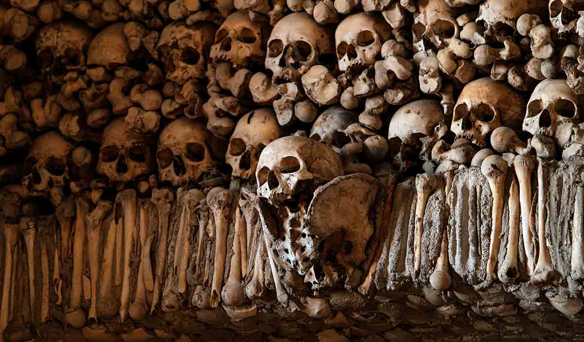 bone chapel evora portugal