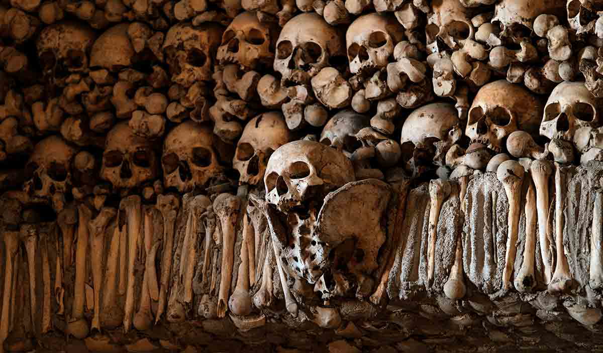 bone chapel evora portugal