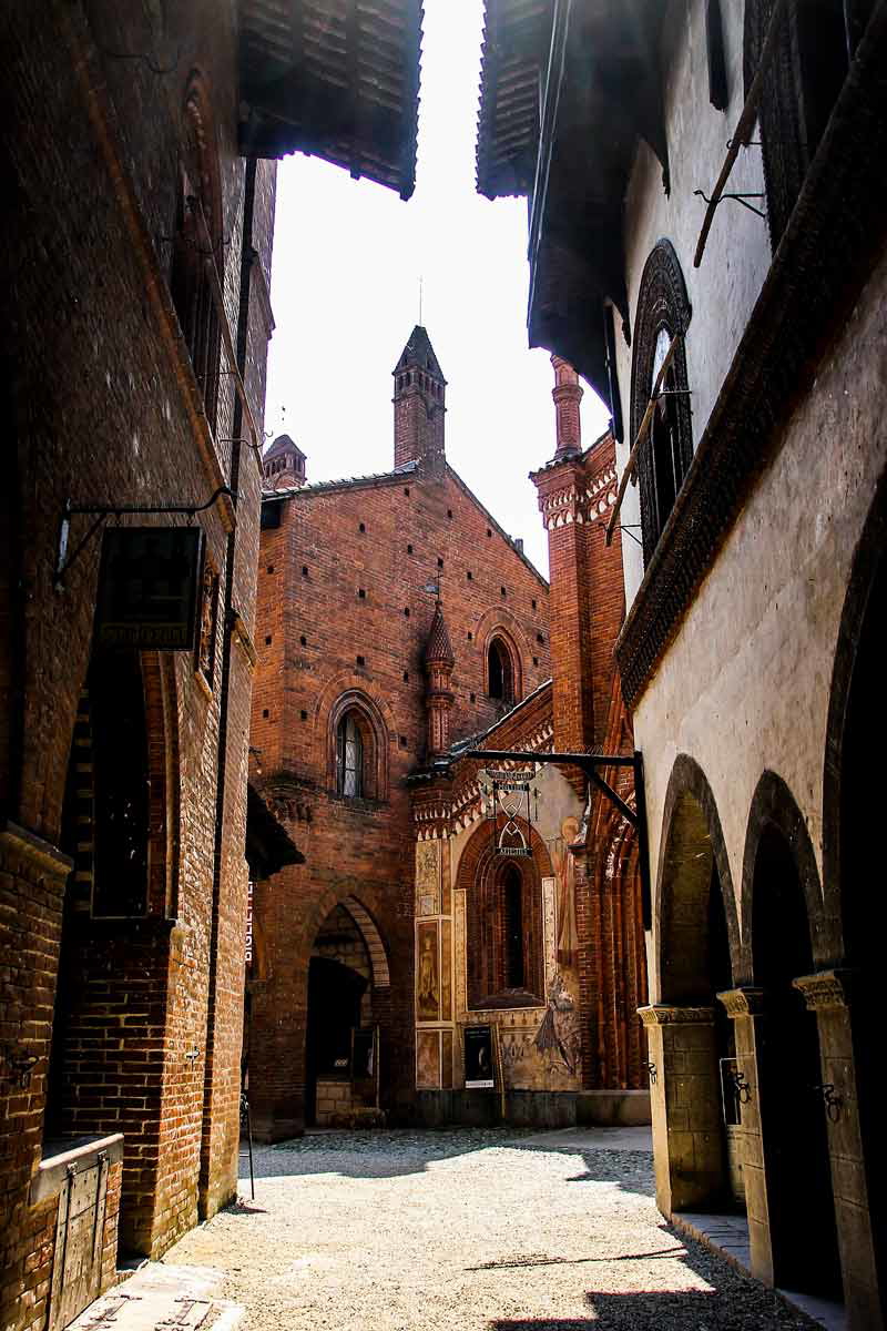 borgo medievale photo