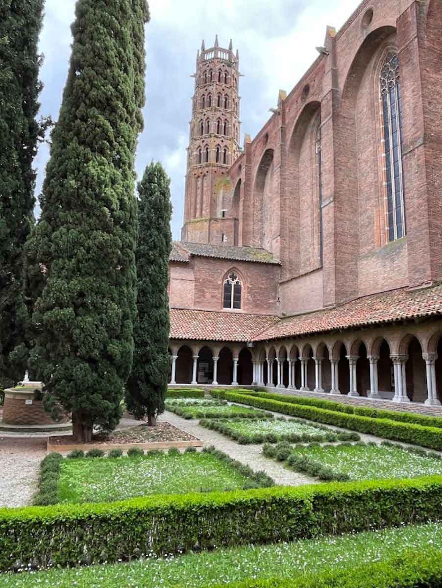 couvent des jacobins cloisters toulouse