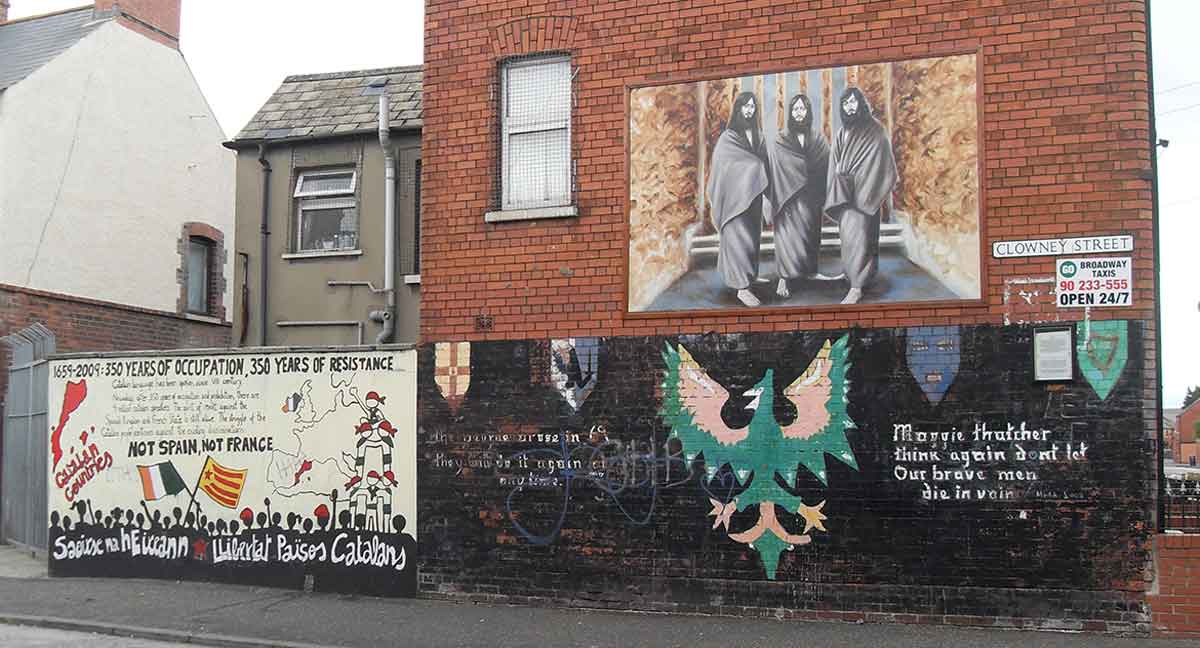 dirty protest mural ira