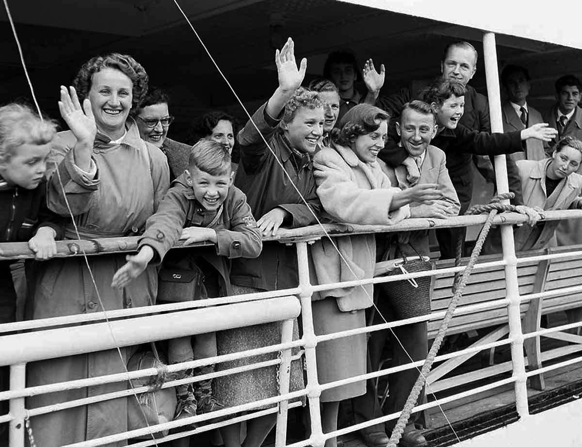 dutch migrants arrival white australia policy