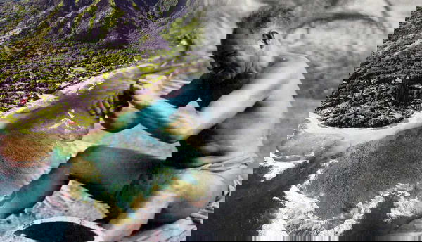 Kaua‘i coastline and Native Hawaiian poi maker