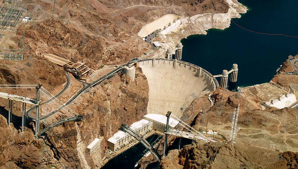 hoover dam aerial view