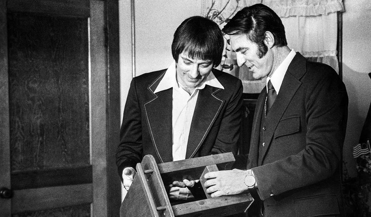 jim springer lewis lost twins