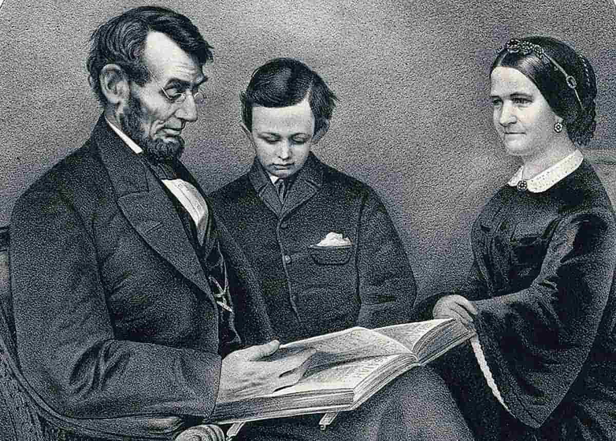 lincon wife son reading