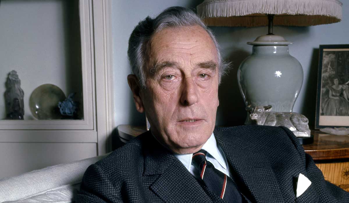 lord mountbatten sitting