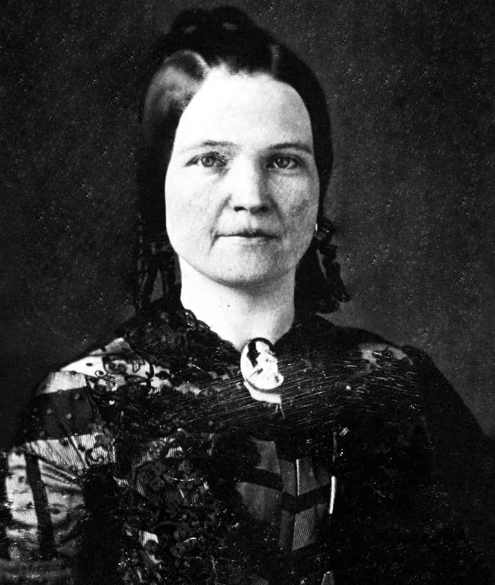 mary todd lincoln restored 1840s