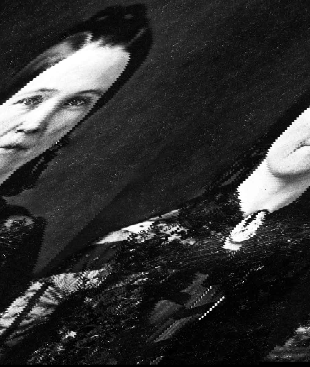 mary todd lincoln restored 1840s