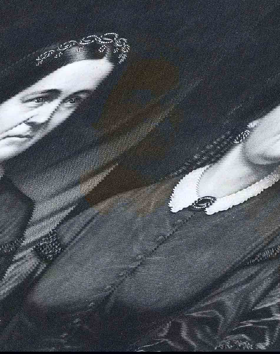 mary todd lincoln with fan