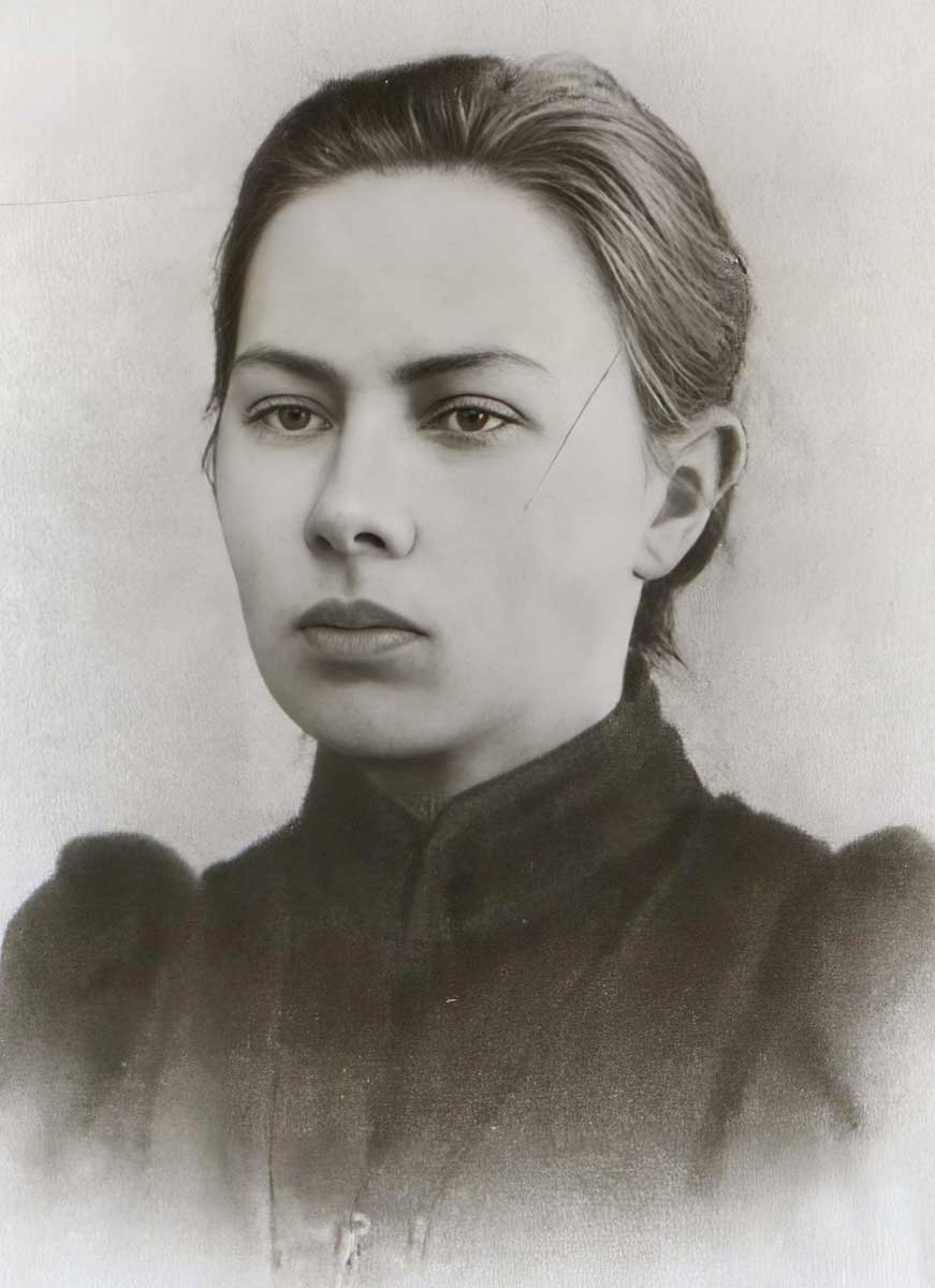 nadezhda krupskaya portrait