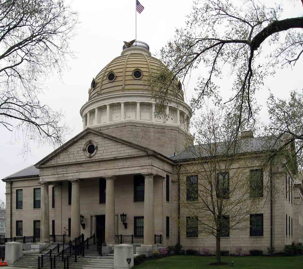 norfolk courthouse dedham massachusetts