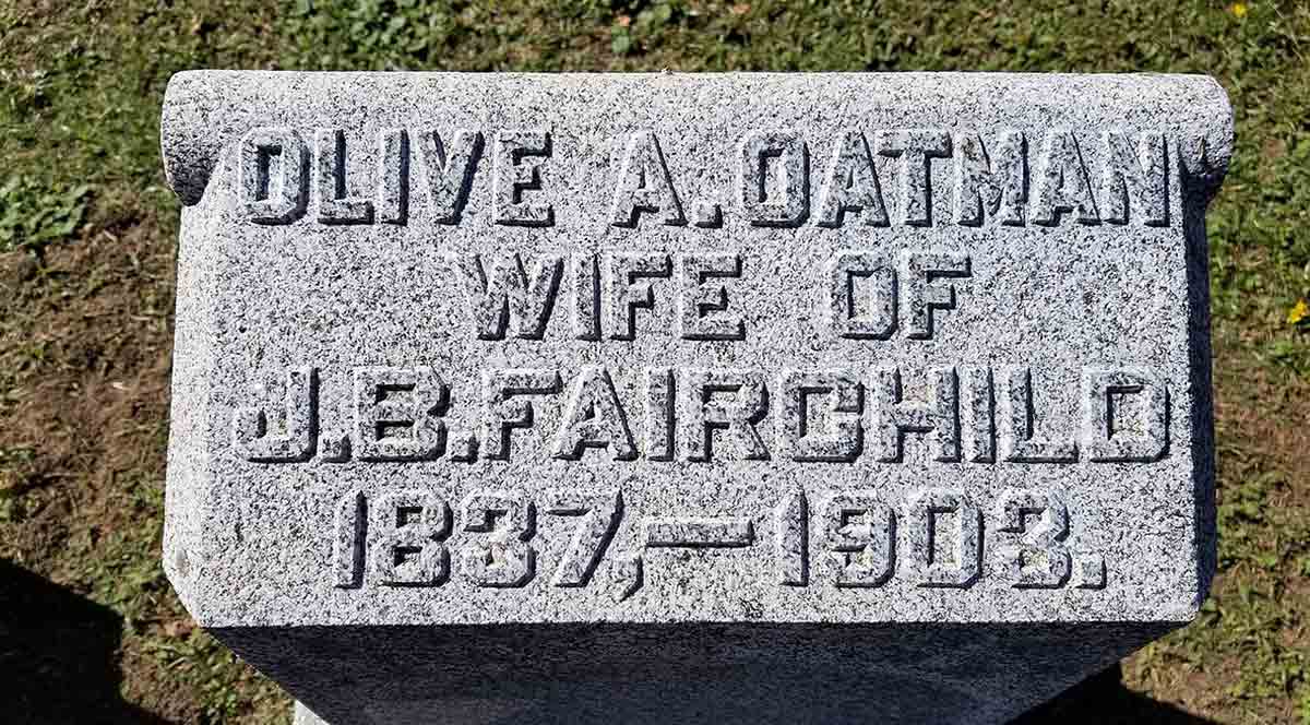 olive oatman fairchild tombstone