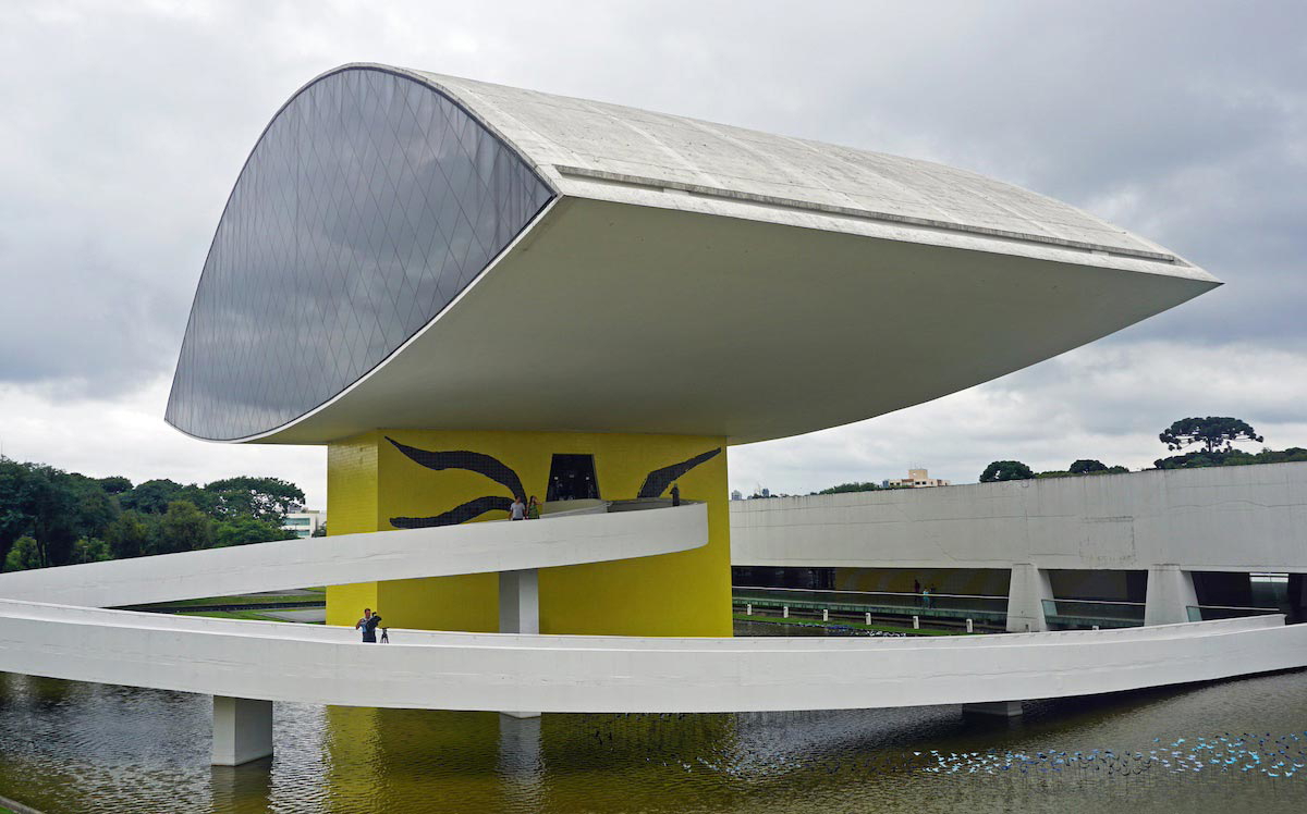 oscar niemeyer museum