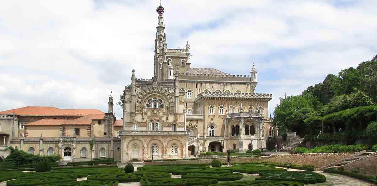 palacio do bucaco portugal