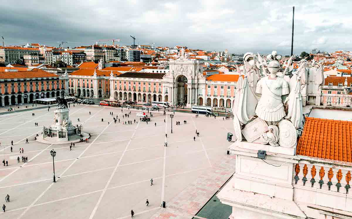 praca comercio square lisbon