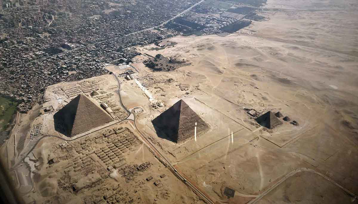 pyramids giza