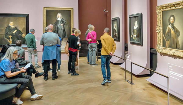 rembrandt museum with many paintings