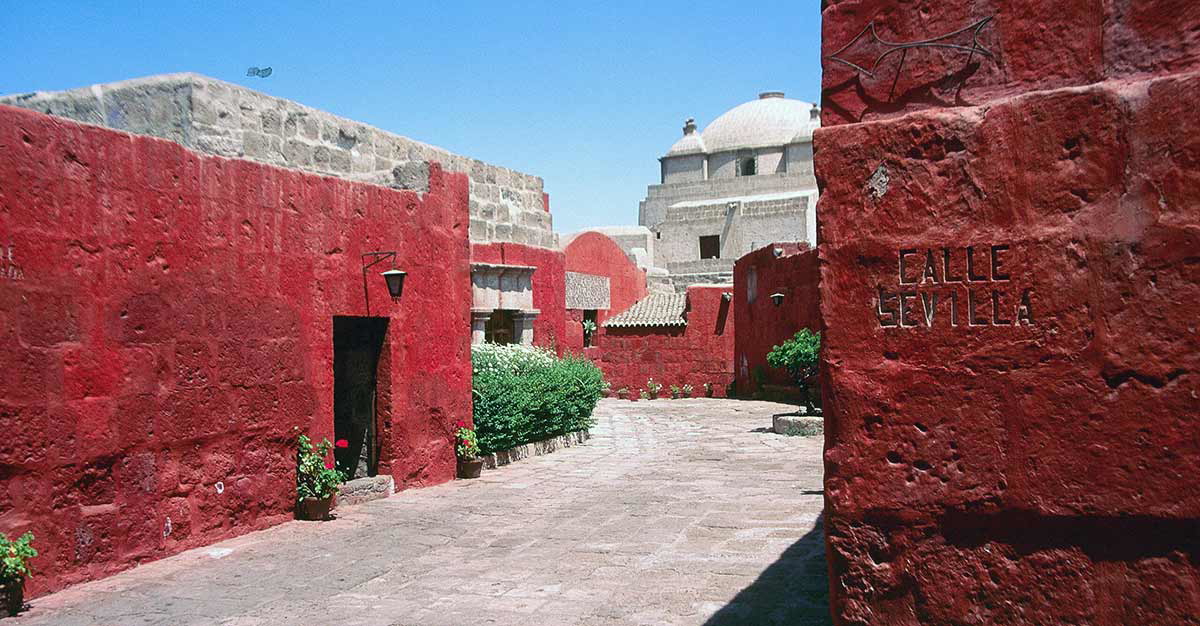 santa catalina monastery arequipa peru