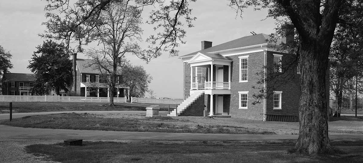 side of appomattox courthouse