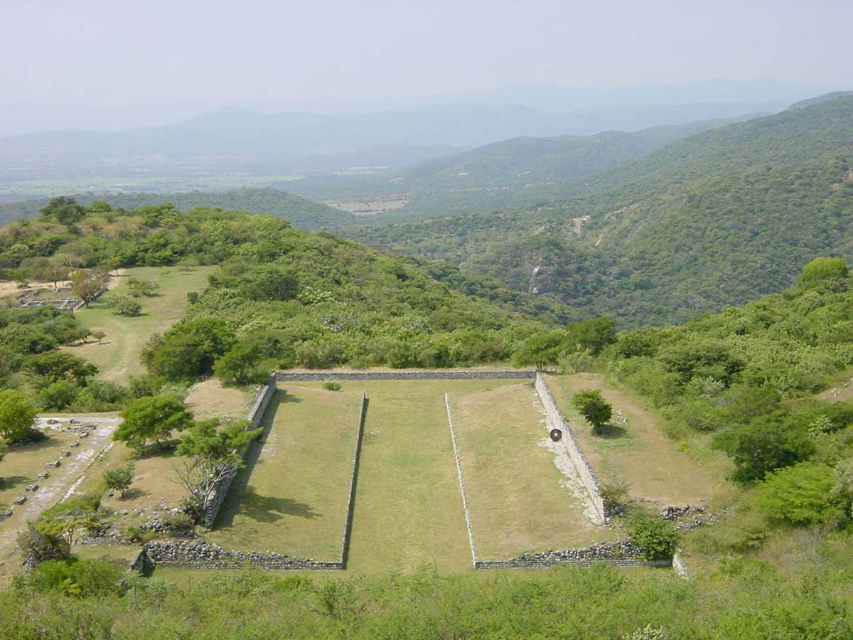 xochicalco ball court