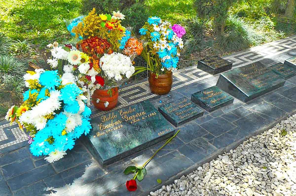 Pablo Escobar burial site