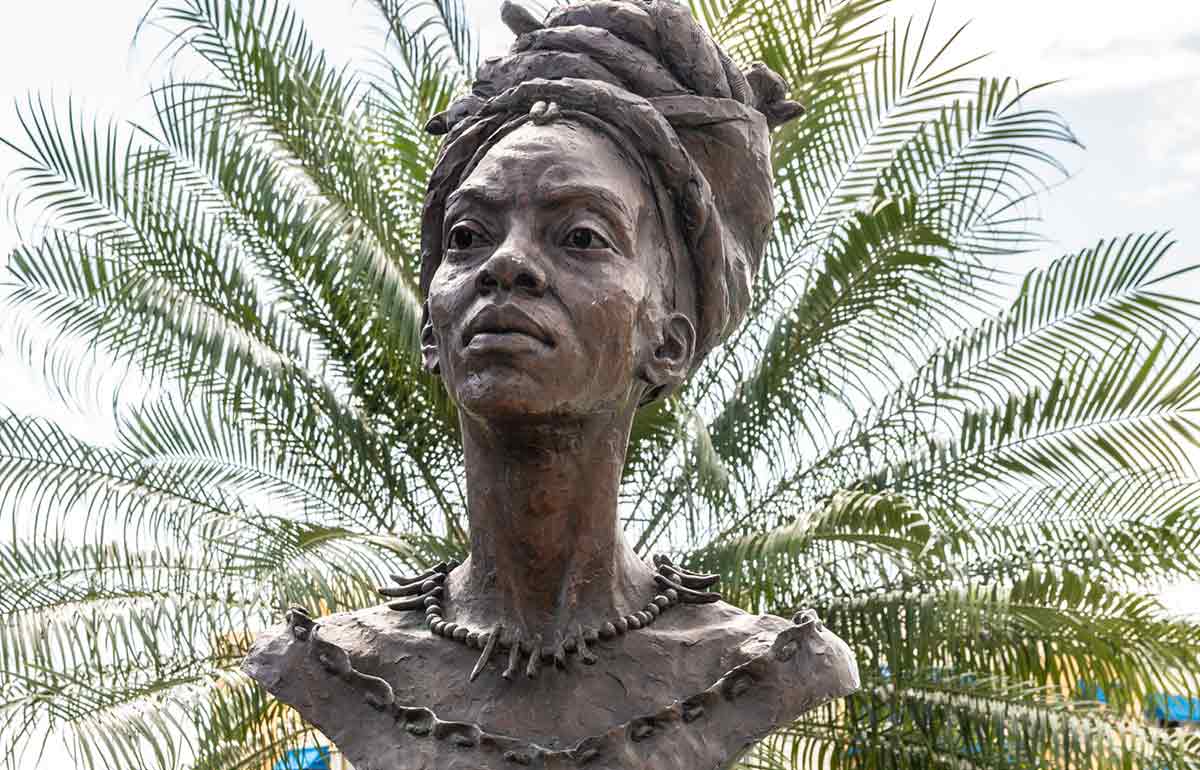 Queen Nanny Bust