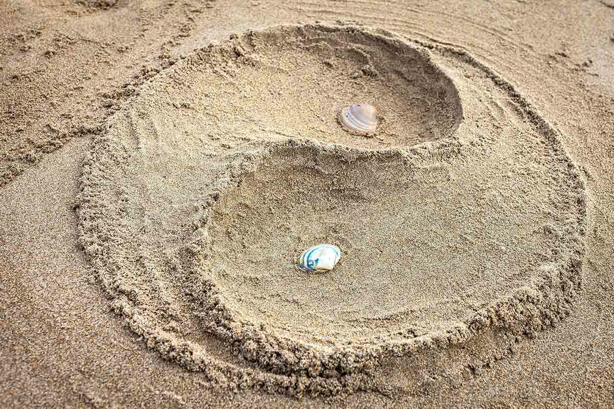 Yin Yang beach marcin korytowski