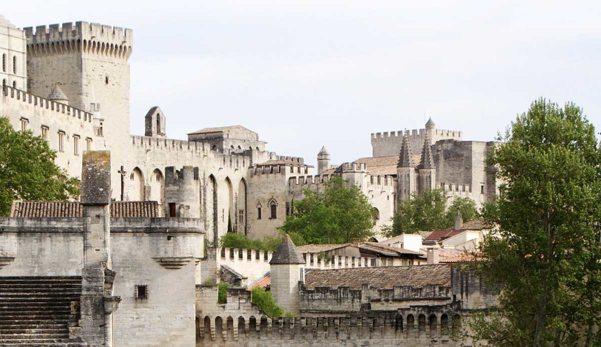 avignon palace