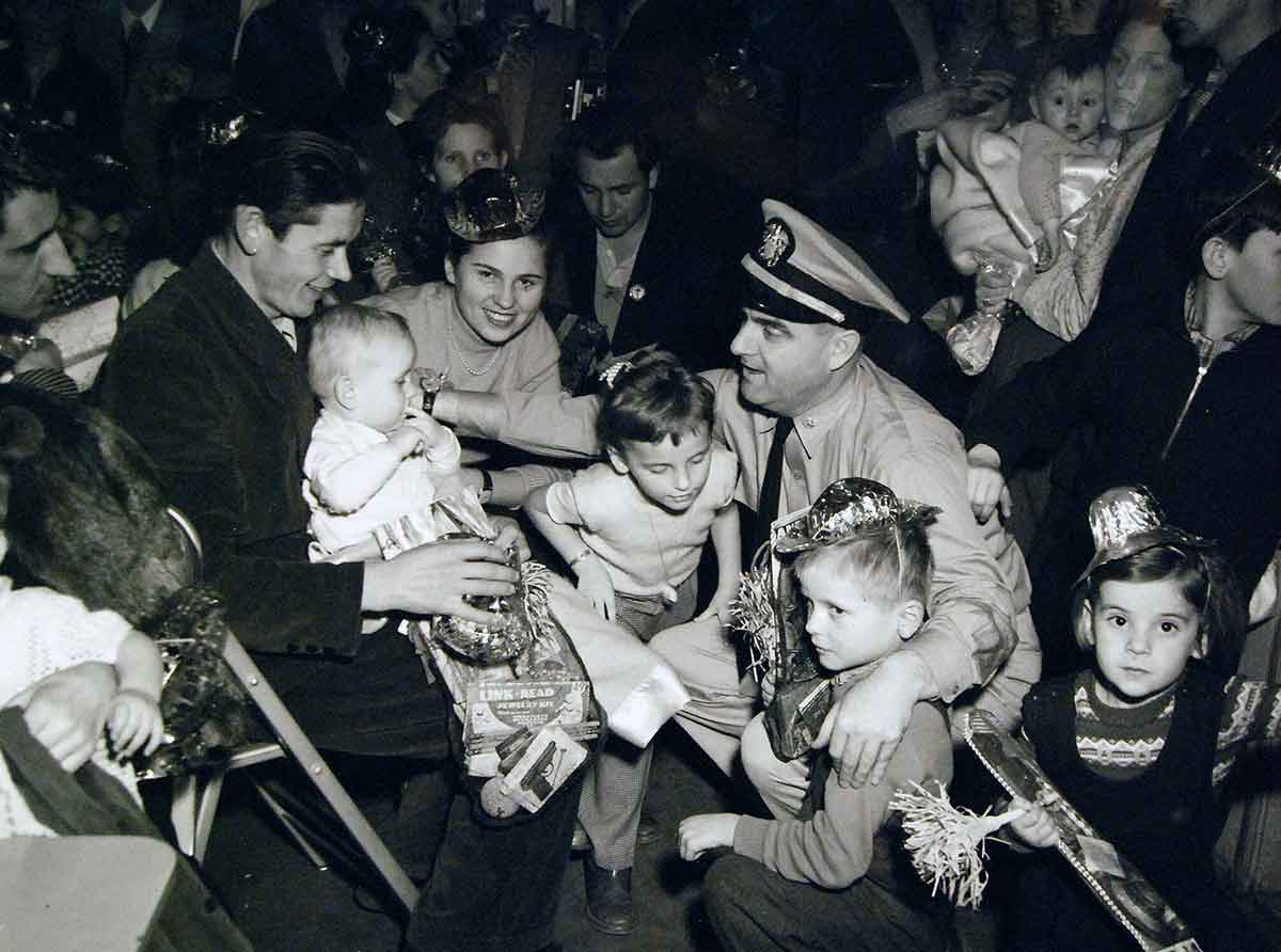 christmas onboard uss general eltinge