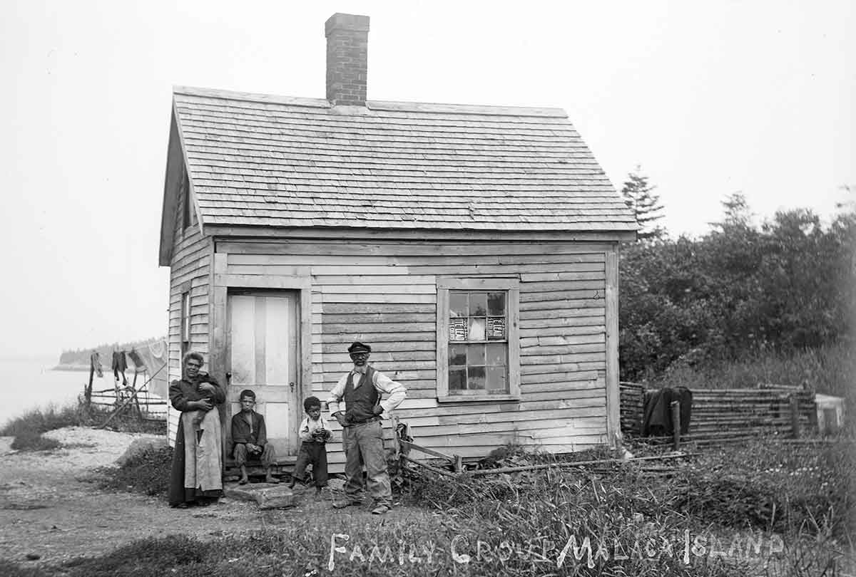 eason family malaga home