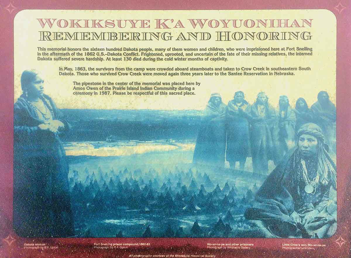 fort snelling memorial sign