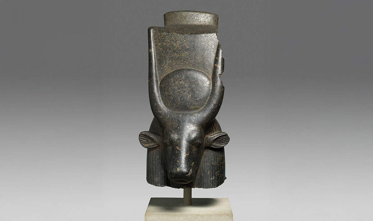 hathor cowhead met