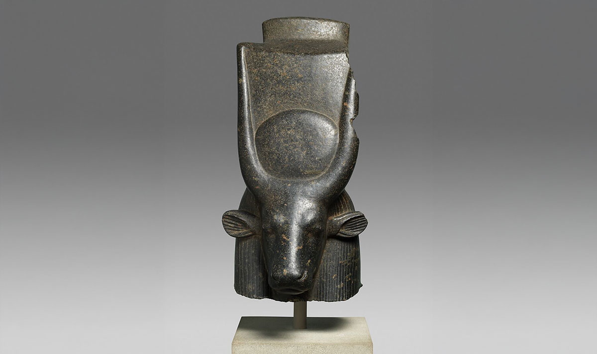 hathor cowhead met