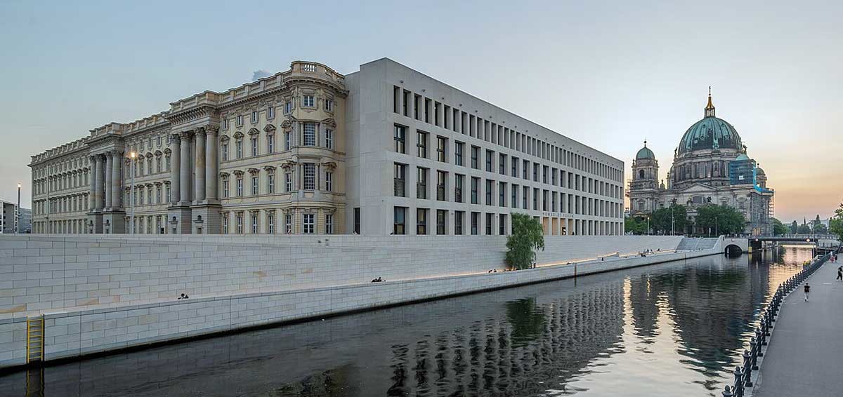 humboldt forum berlin cathedral